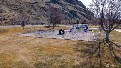 115 Valley Road Brewster WA 98812