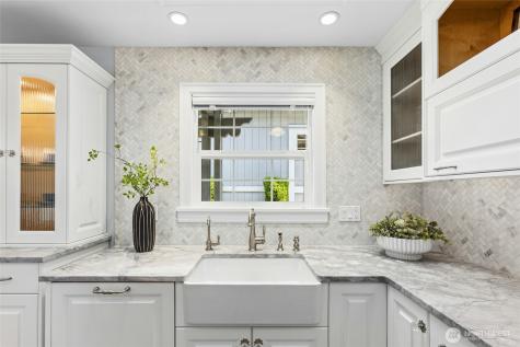 13606 Woodinville Redmond Road NE Redmond WA 98052