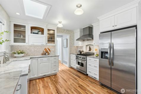13606 Woodinville Redmond Road NE Redmond WA 98052