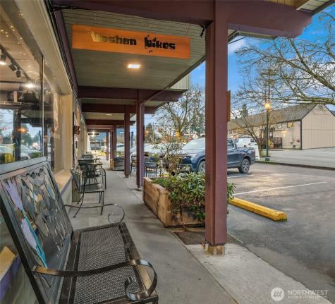 9922 SW Bank Road Vashon WA 98070