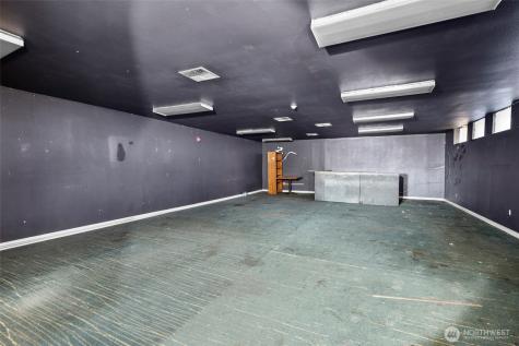 930 SE Pioneer Way Oak Harbor WA 98277