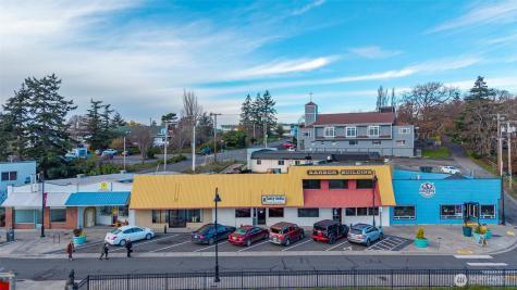 930 SE Pioneer Way Oak Harbor WA 98277