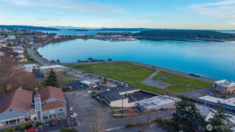 930 SE Pioneer Way Oak Harbor WA 98277