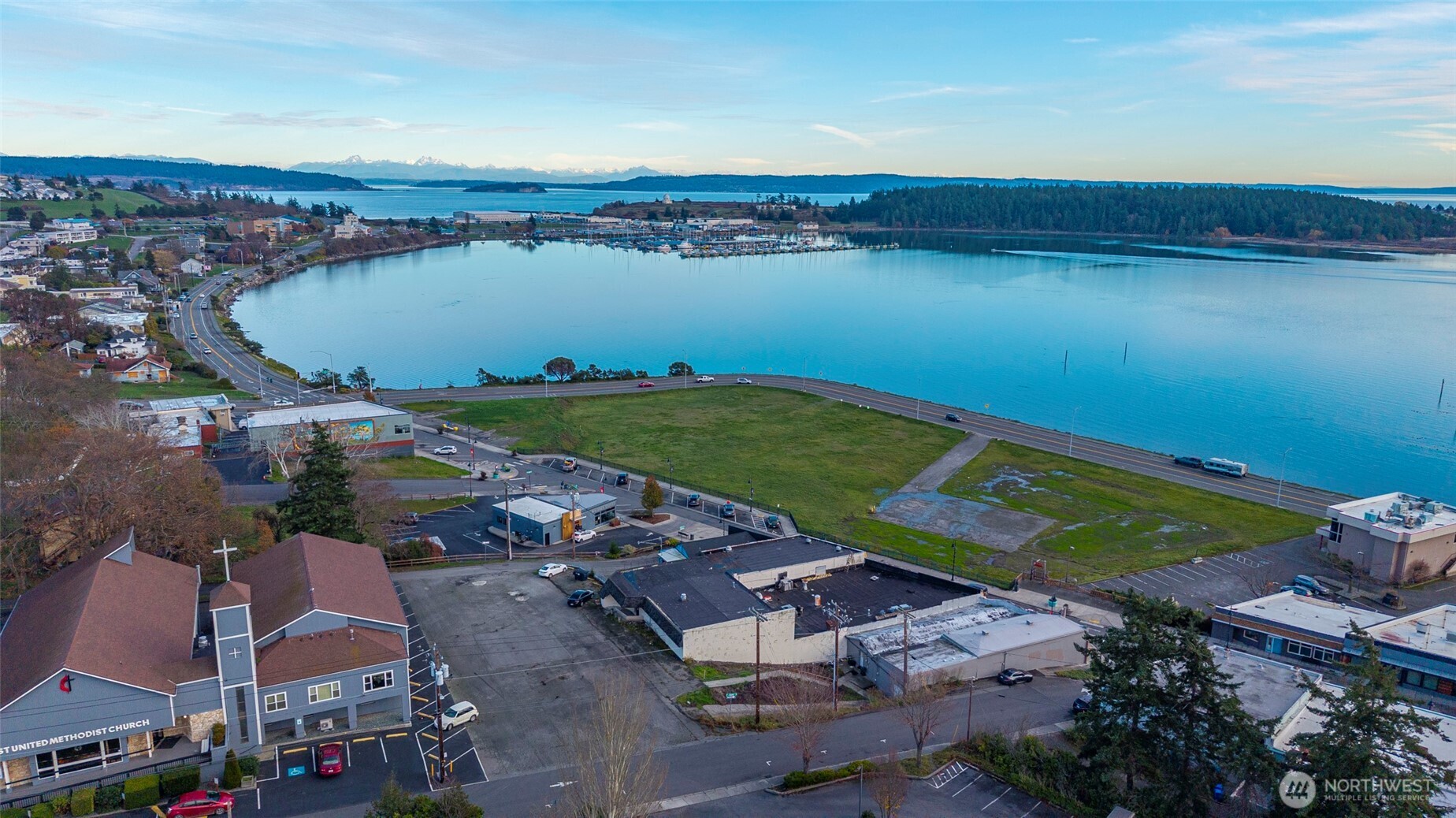 930 SE Pioneer Way Oak Harbor WA 98277