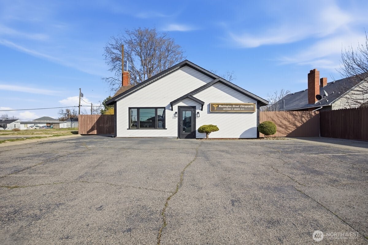 807 S Washington Street Kennewick WA 99336