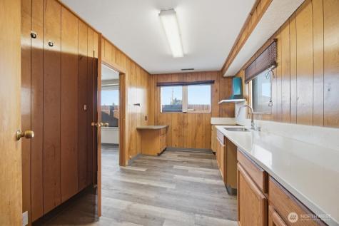 807 S Washington Street Kennewick WA 99336