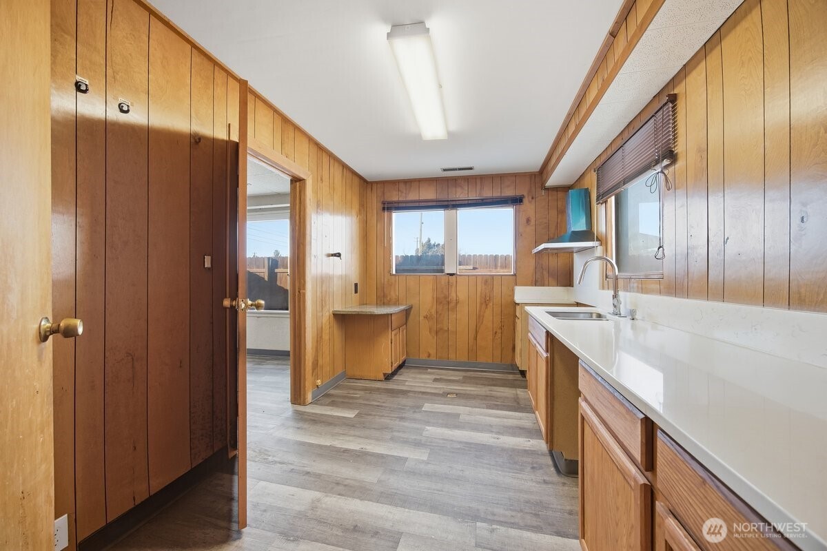 807 S Washington Street Kennewick WA 99336