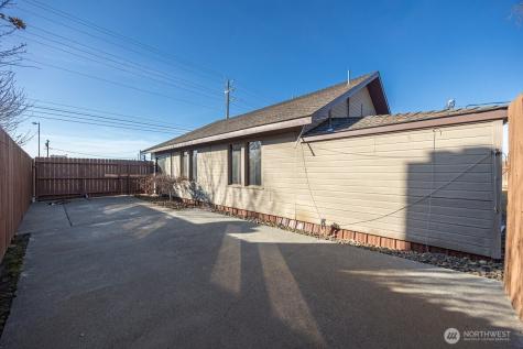 807 S Washington Street Kennewick WA 99336