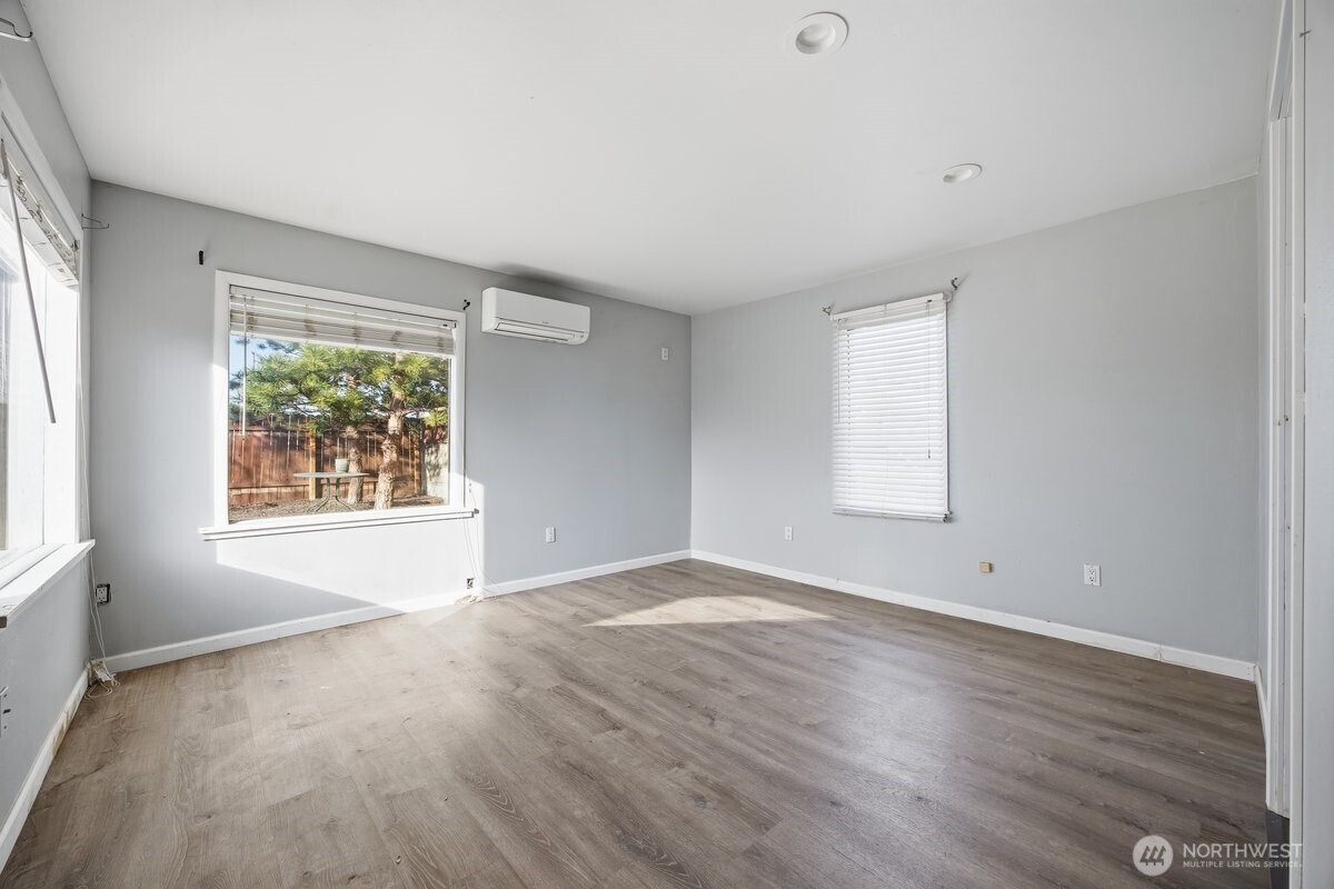 807 S Washington Street Kennewick WA 99336