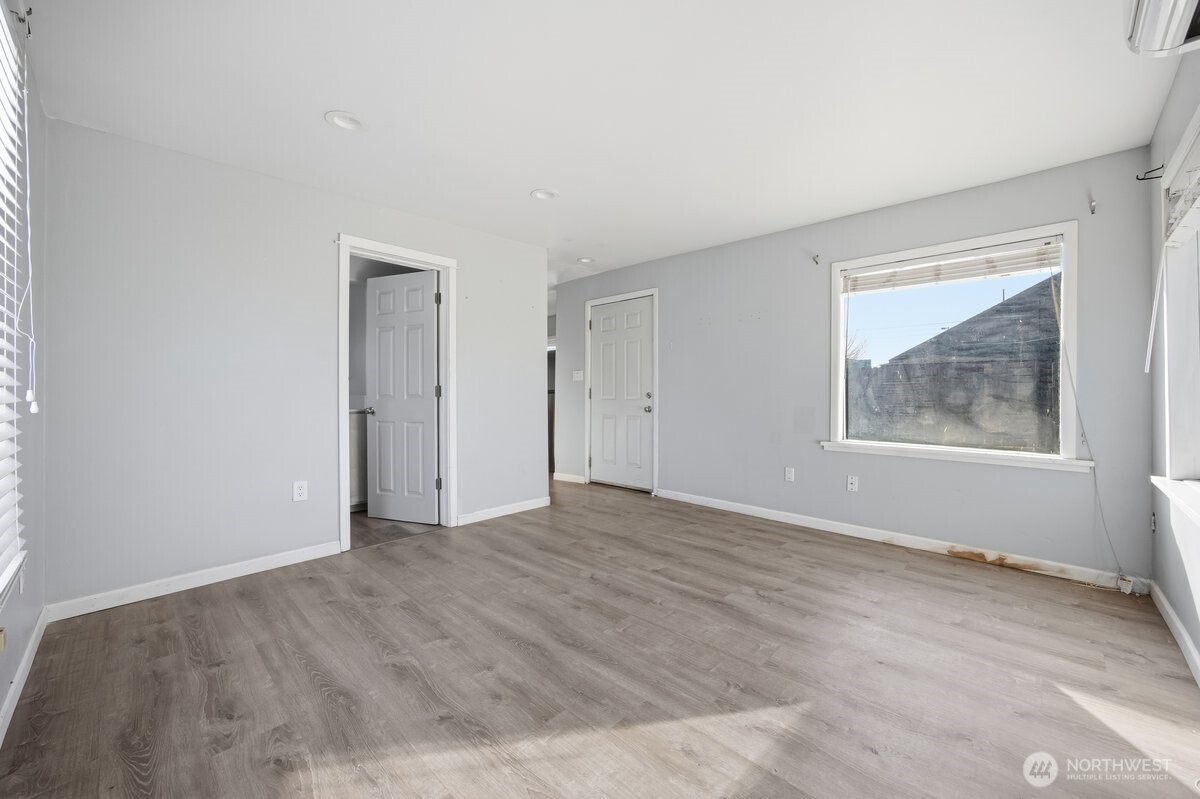 807 S Washington Street Kennewick WA 99336