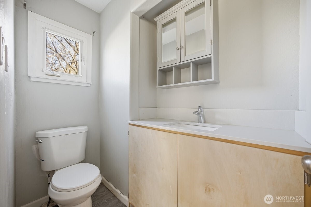 807 S Washington Street Kennewick WA 99336