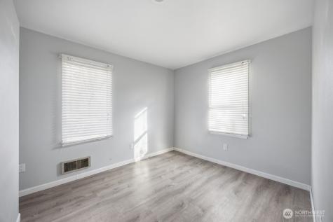 807 S Washington Street Kennewick WA 99336