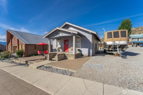 519 E Woodin Avenue Chelan WA 98816
