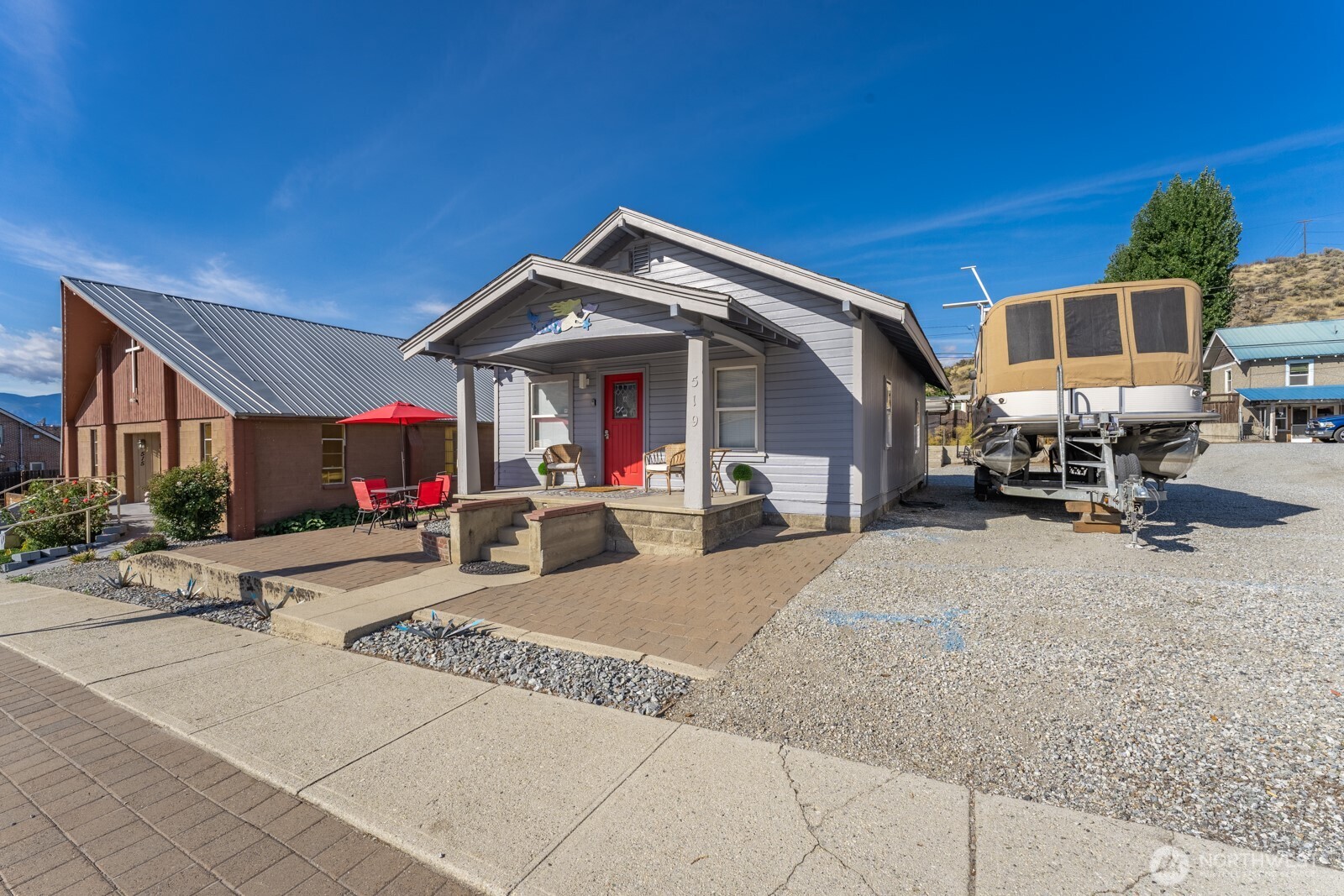 519 E Woodin Avenue Chelan WA 98816