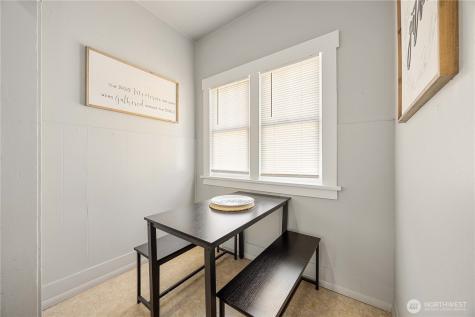 519 E Woodin Avenue Chelan WA 98816