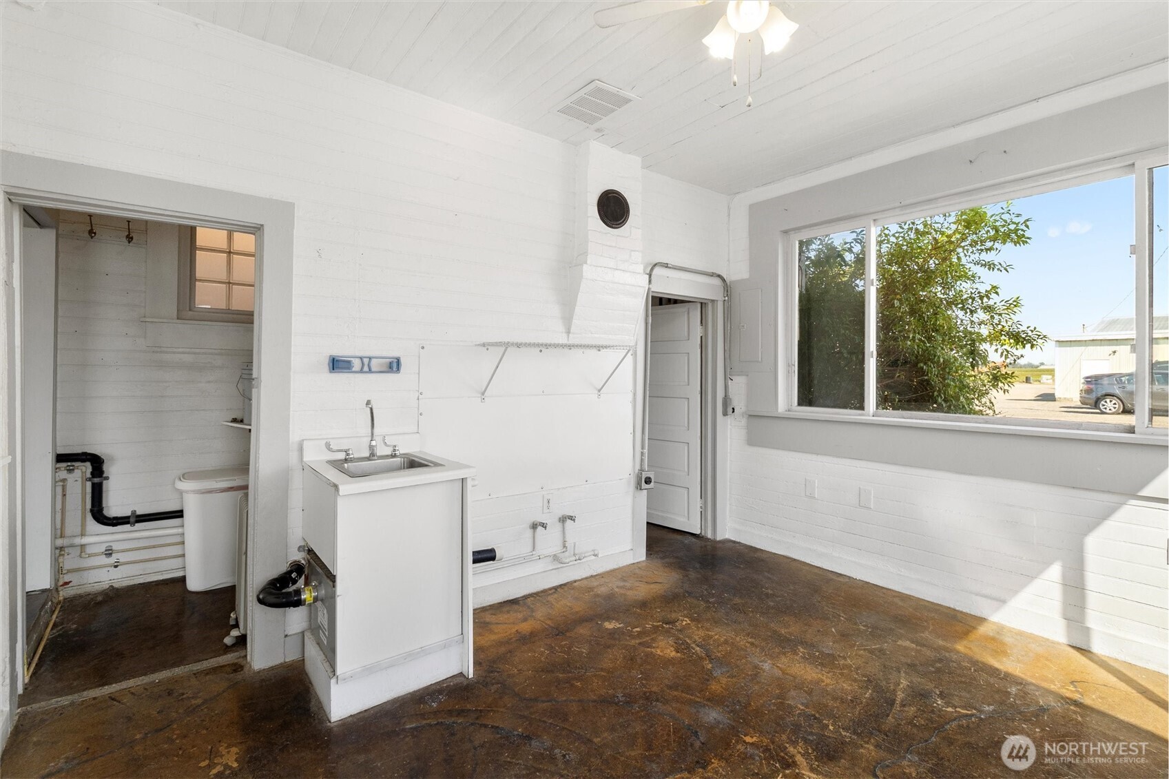 102 Everson Road Everson WA 98247