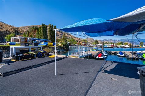 1210 W Woodin Avenue Chelan WA 98816