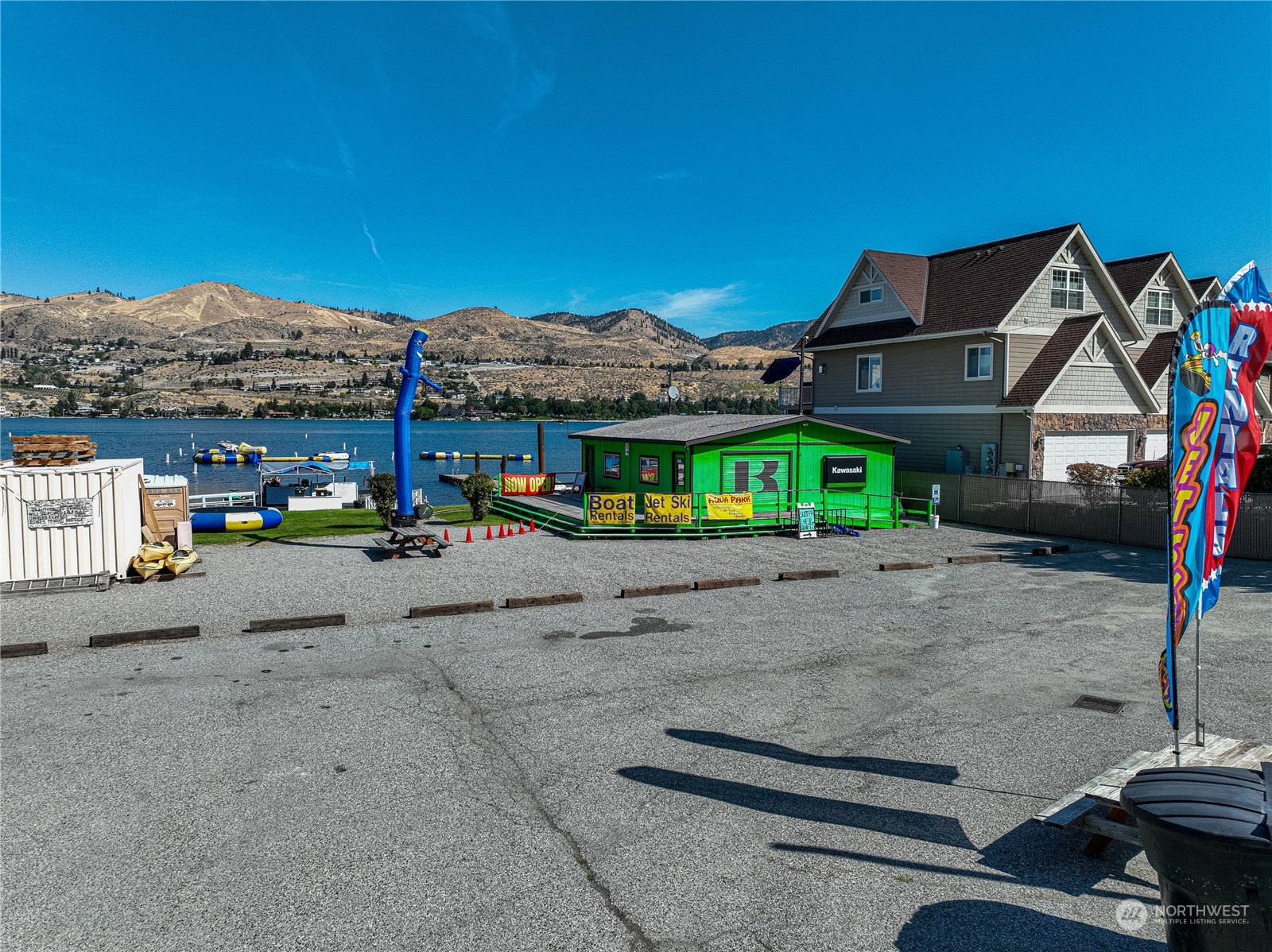1210 W Woodin Avenue Chelan WA 98816