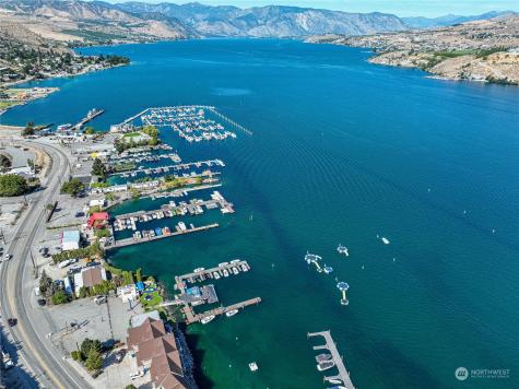 1210 W Woodin Avenue Chelan WA 98816