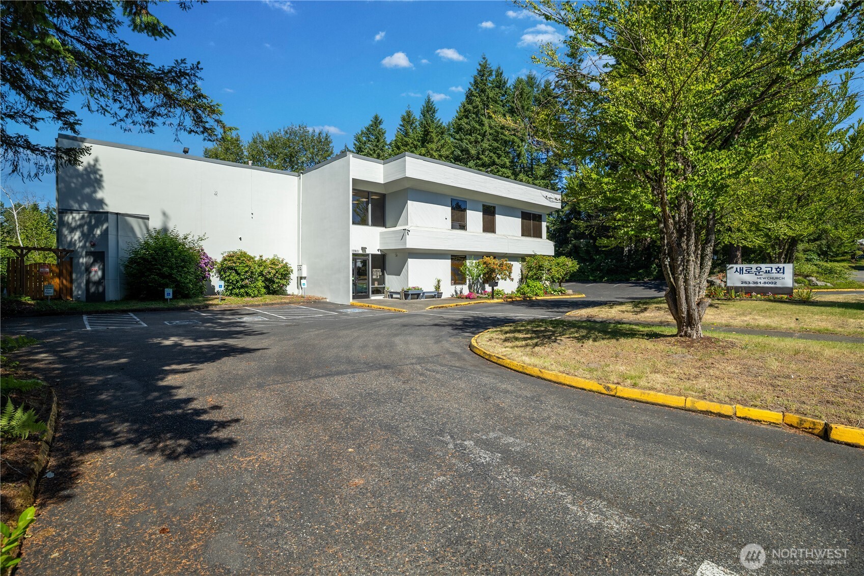 33901 9th Avenue S Federal Way WA 98003