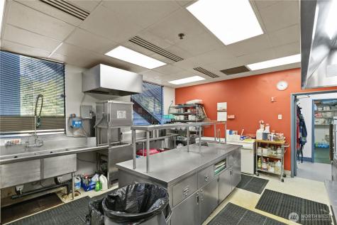 33901 9th Avenue S Federal Way WA 98003