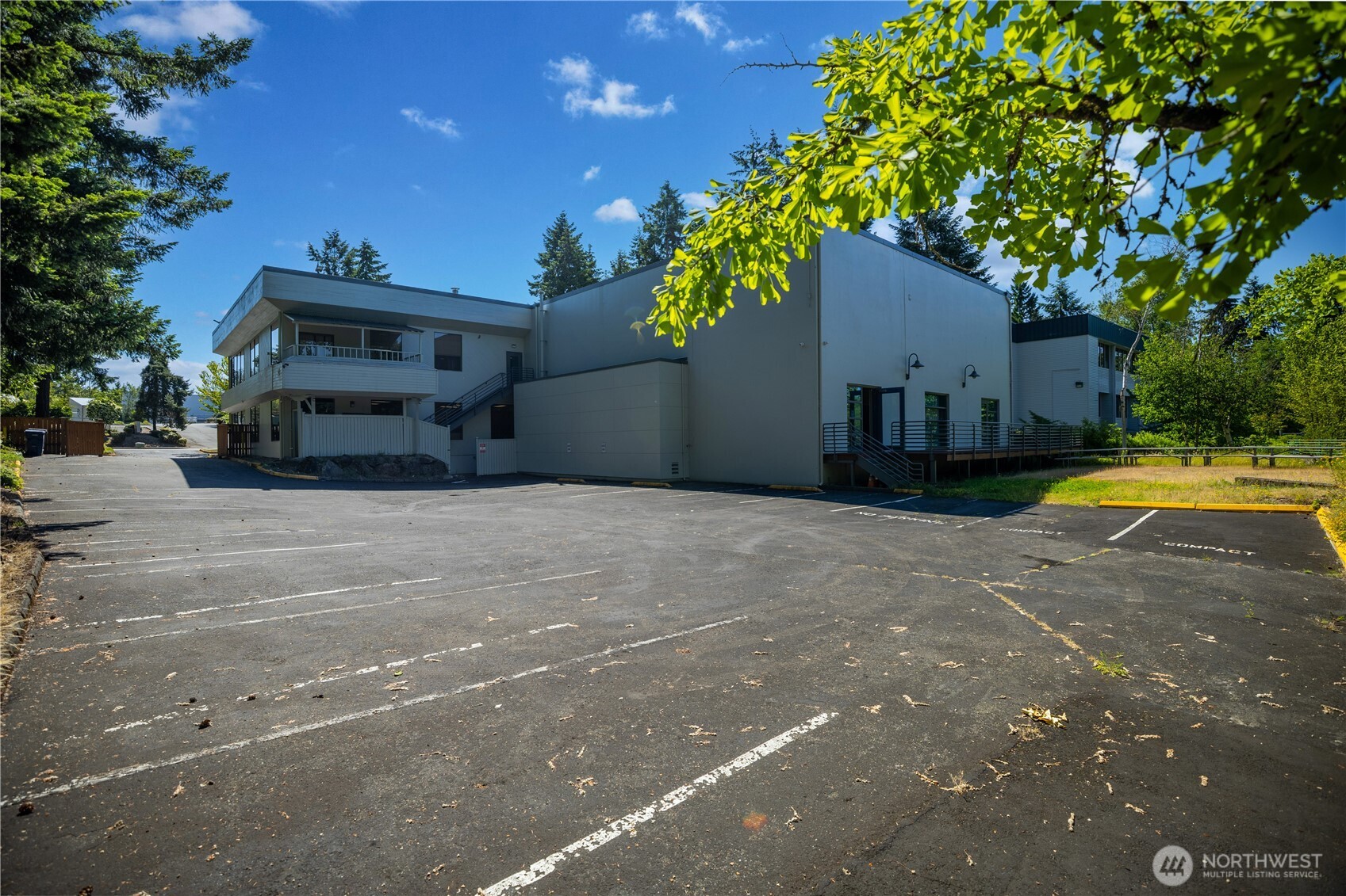 33901 9th Avenue S Federal Way WA 98003