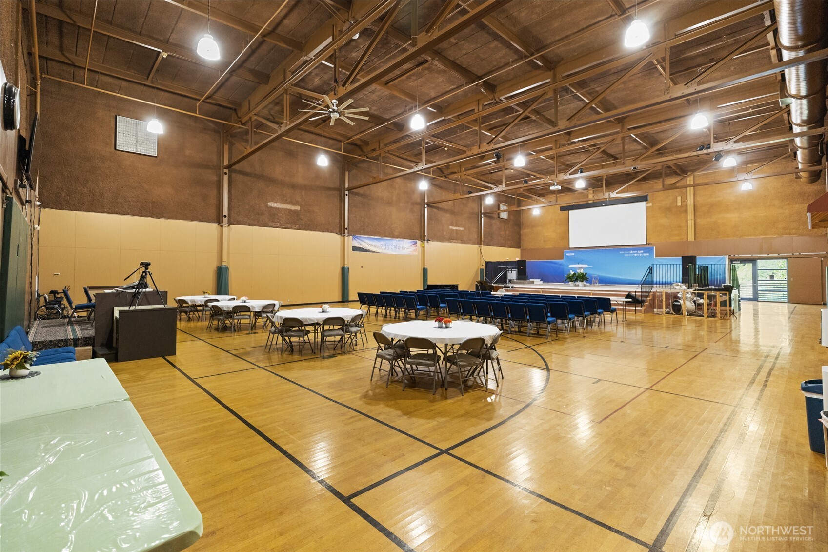 33901 9th Avenue S Federal Way WA 98003