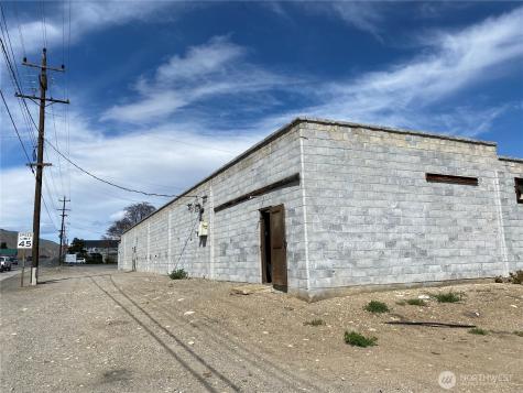 13954 Us 2 Orondo WA 98843