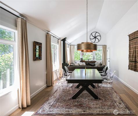 5932 California Avenue SW Seattle WA 98136