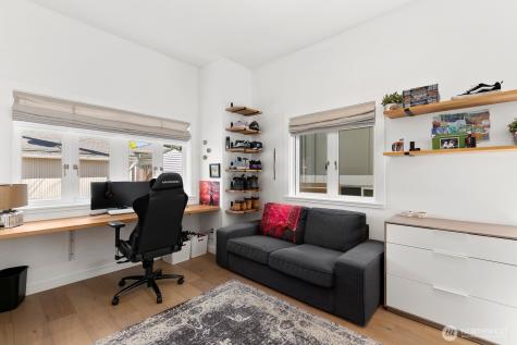5932 California Avenue SW Seattle WA 98136