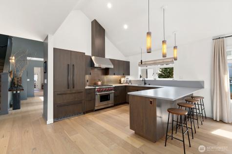 5932 California Avenue SW Seattle WA 98136