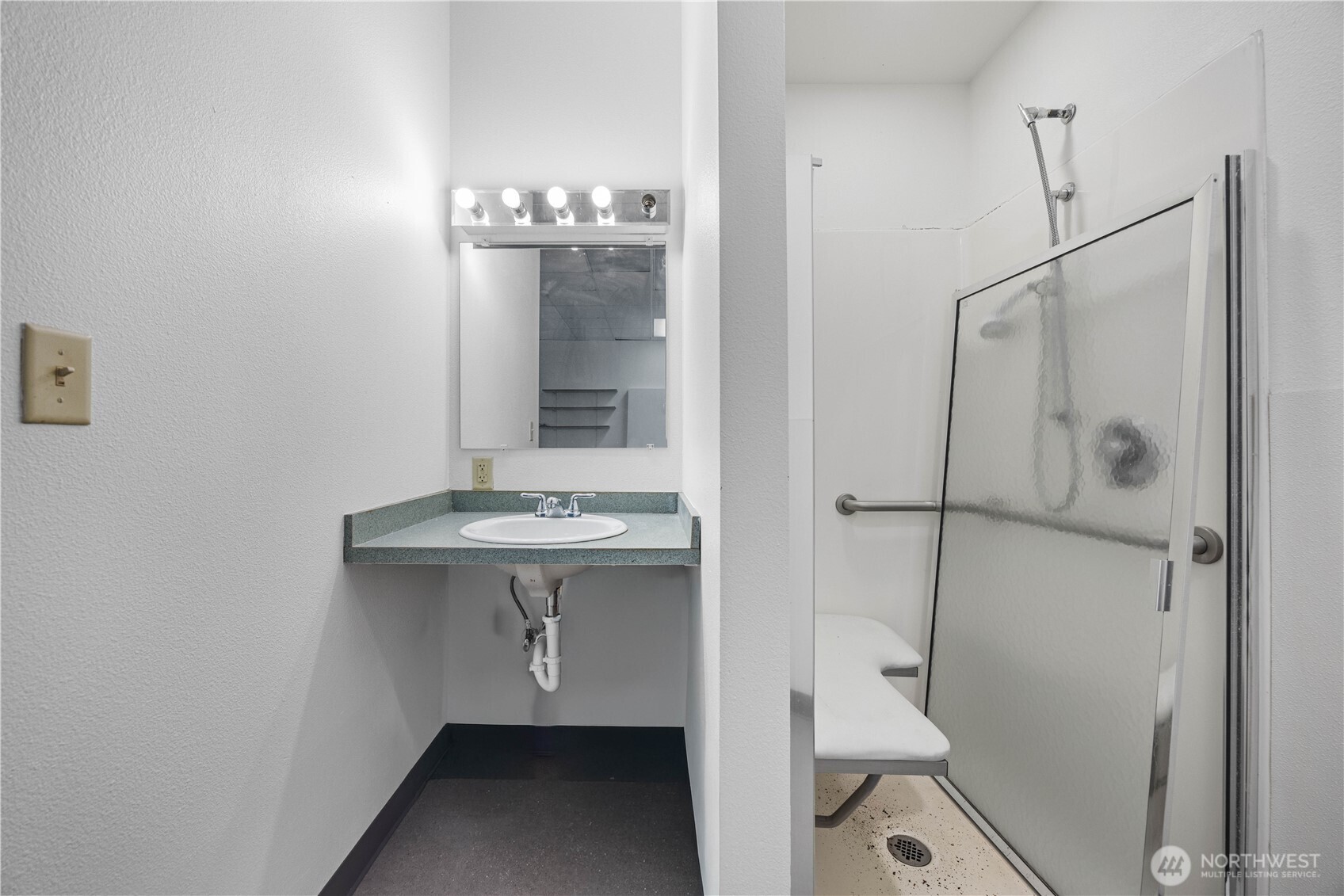 213 E Woodin Avenue Chelan WA 98816