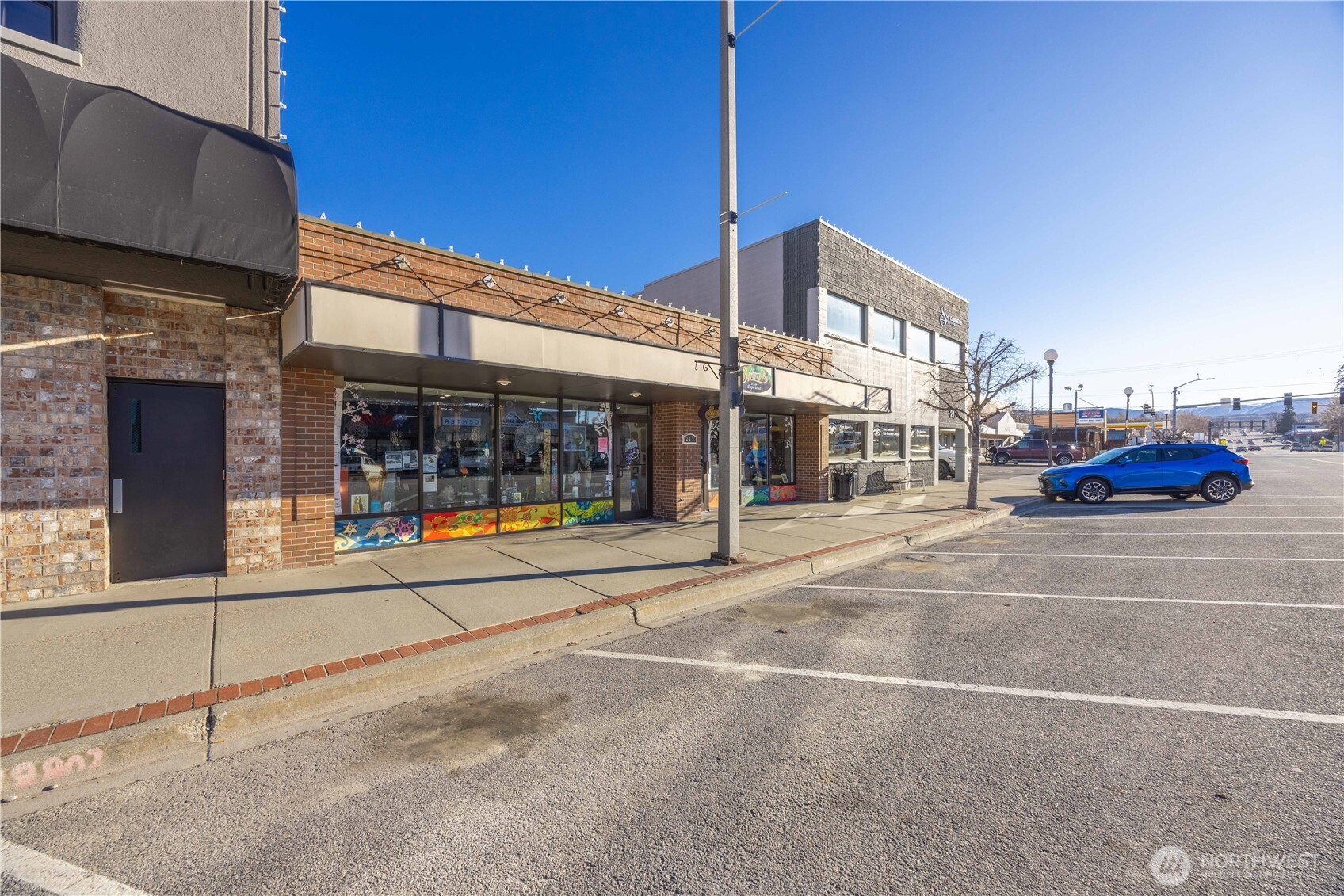 213 E Woodin Avenue Chelan WA 98816