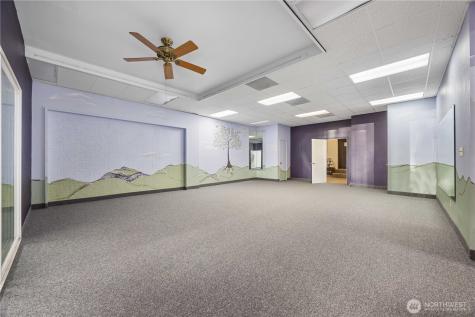 213 E Woodin Avenue Chelan WA 98816
