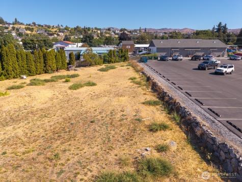 1 Wapato Court Manson WA 98831