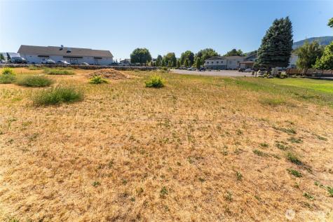 1 Wapato Court Manson WA 98831