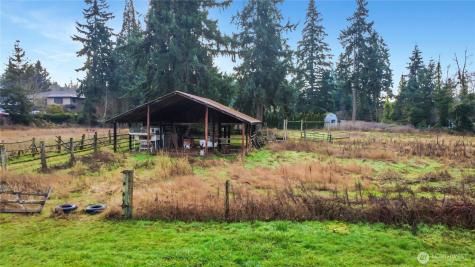 810 39th Avenue SE Puyallup WA 98374