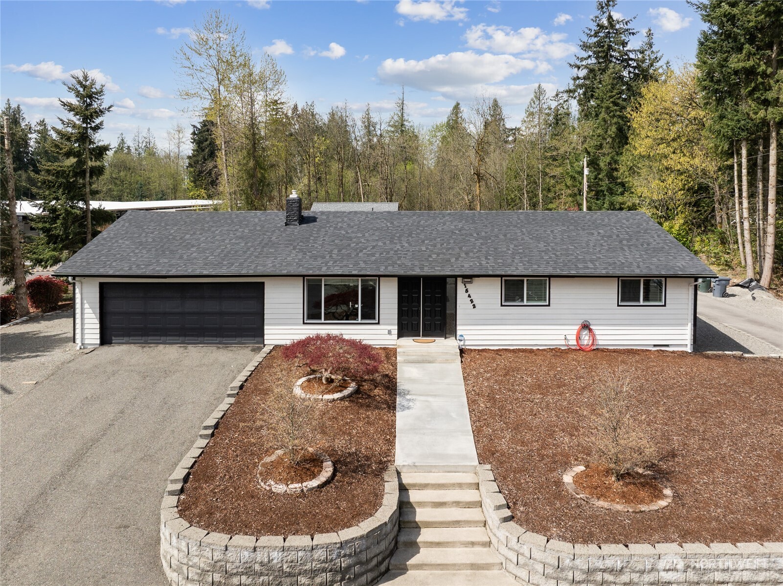 15422 Canyon Road E Puyallup WA 98375