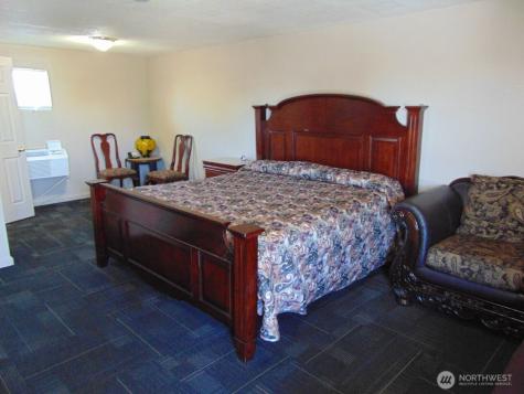 12525 W Sunset Highway Airway Heights WA 99001