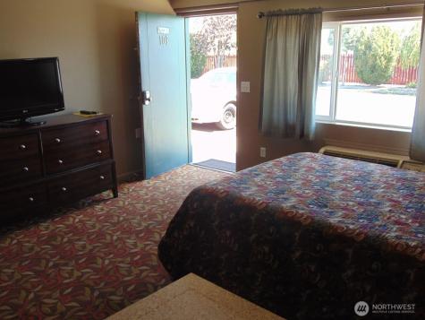 12525 W Sunset Highway Airway Heights WA 99001