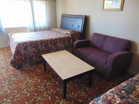 12525 W Sunset Highway Airway Heights WA 99001