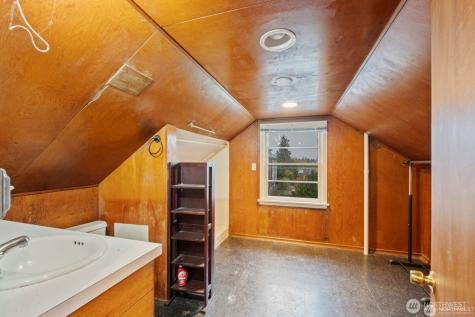 9716 Greenwood Avenue N Seattle WA 98103