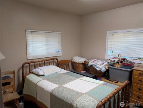 8208 Canyon Road E Puyallup WA 98371