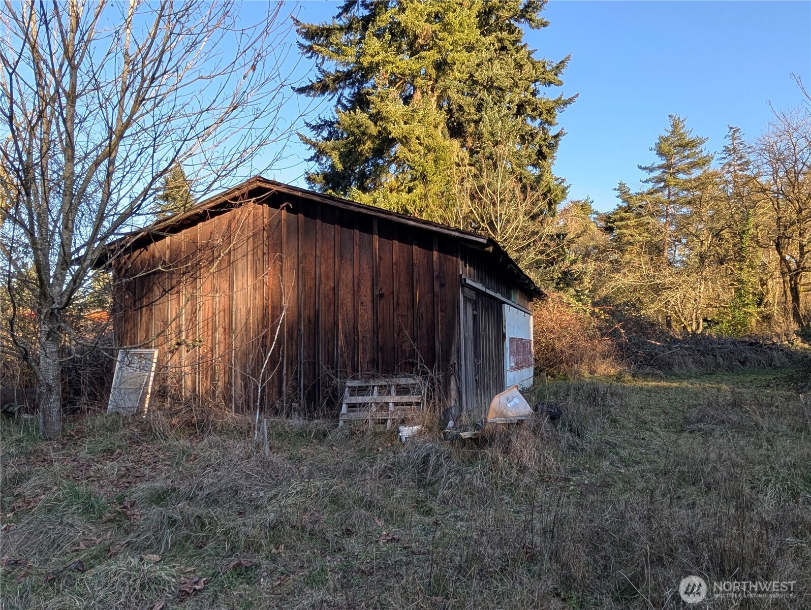 8208 Canyon Road E Puyallup WA 98371