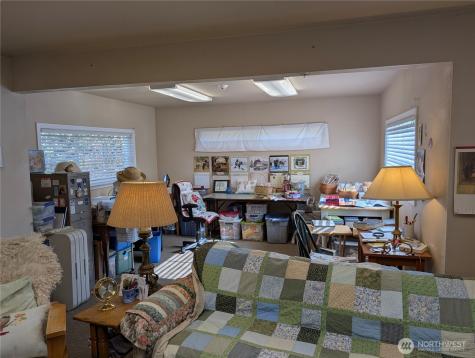 8208 Canyon Road E Puyallup WA 98371