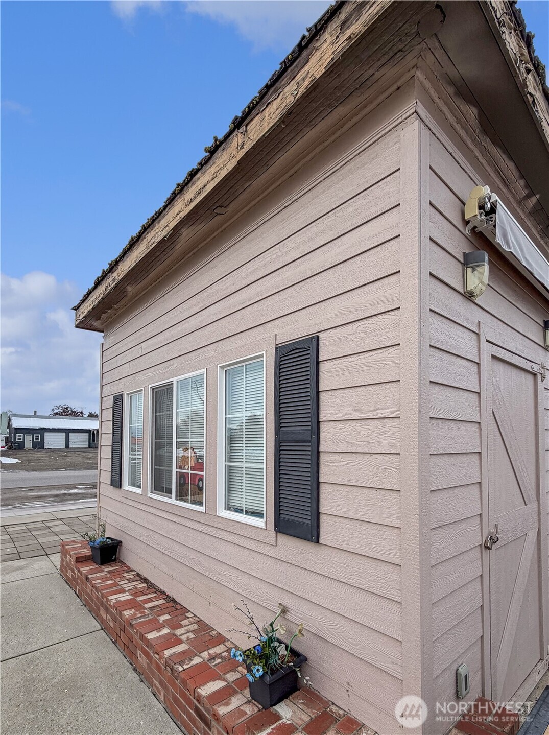 127 W Locust Street Waterville WA 98858
