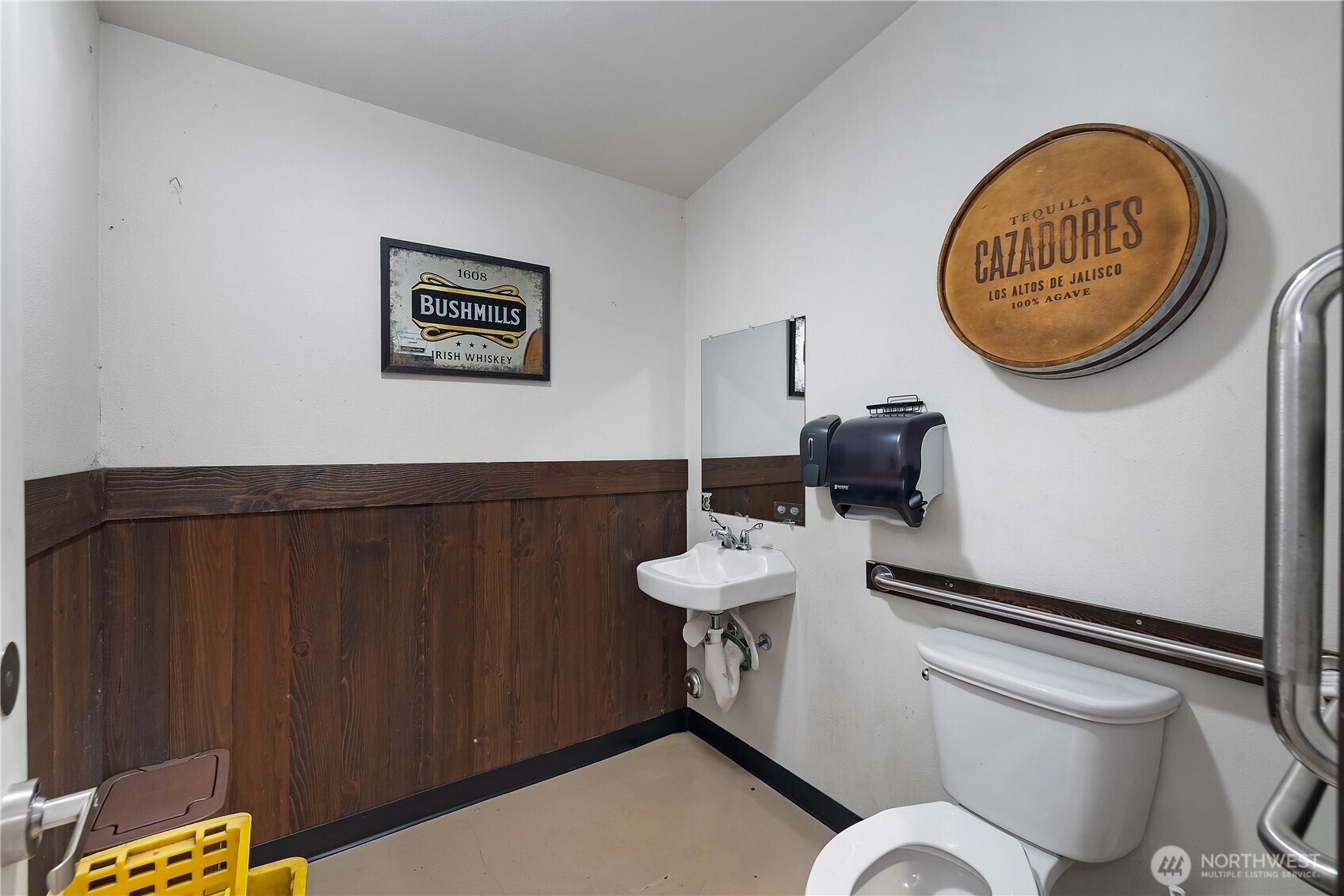 2364 Jackson Highway Chehalis WA 98532