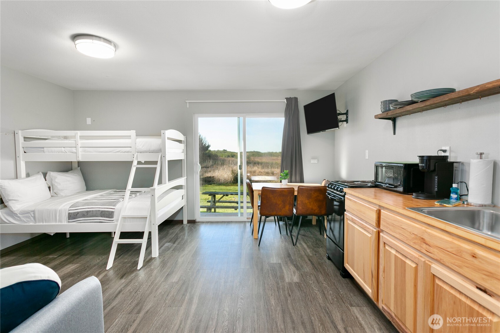 2013 State Route 105 Grayland WA 98547