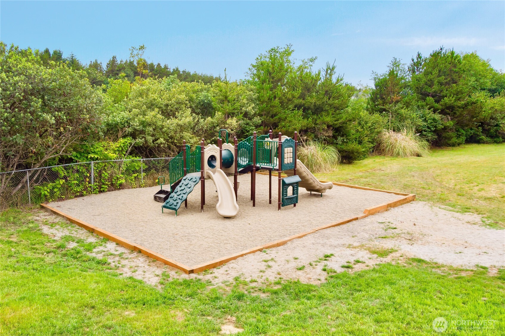 2013 State Route 105 Grayland WA 98547