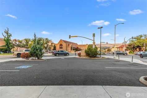 10 N Chelan Avenue Wenatchee WA 98801